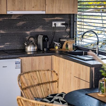 Rezidence Malse - Unikatni Apartmany Na Vode 捷克布杰约维采 外观 照片