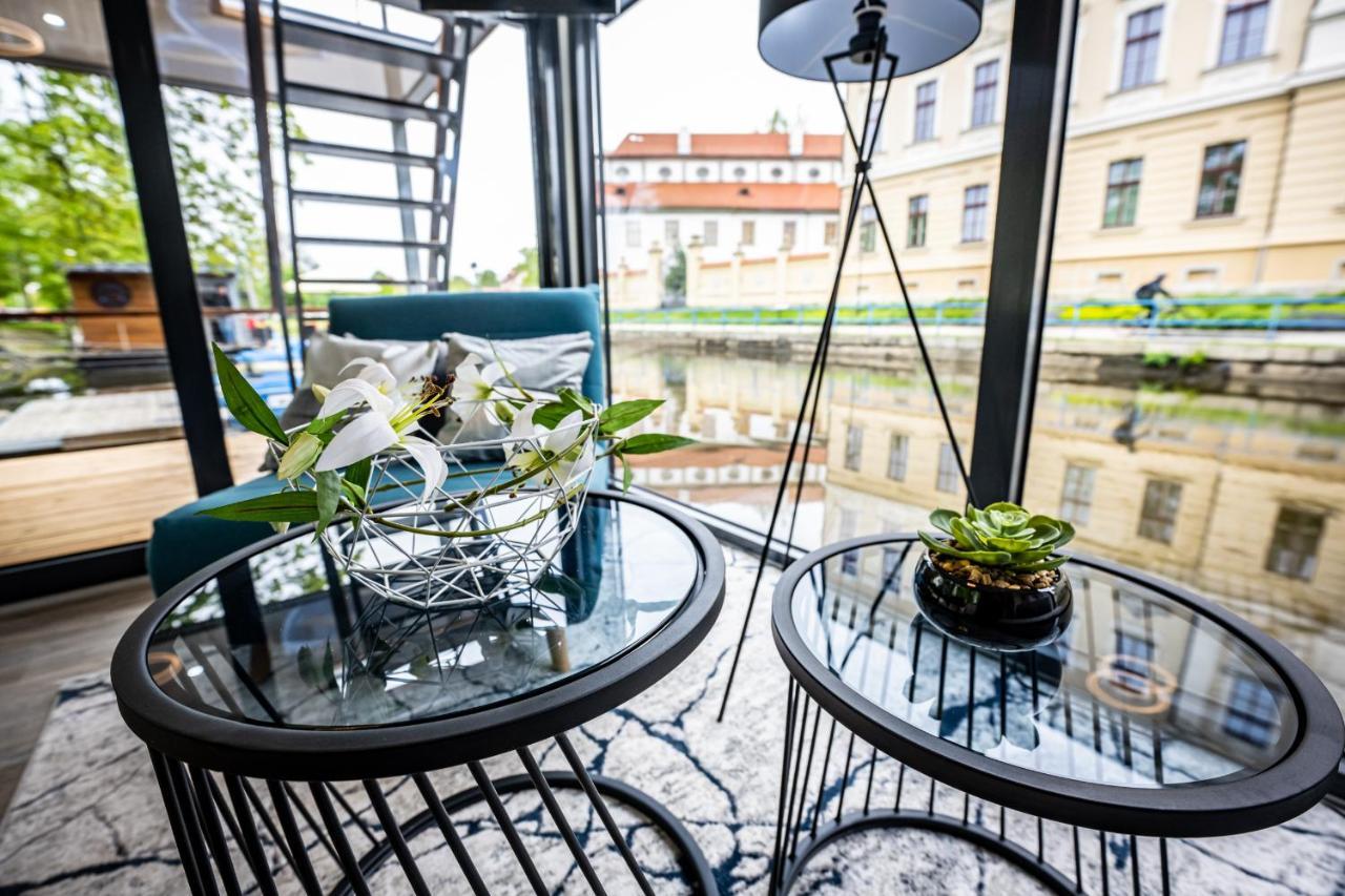 Rezidence Malse - Unikatni Apartmany Na Vode 捷克布杰约维采 外观 照片